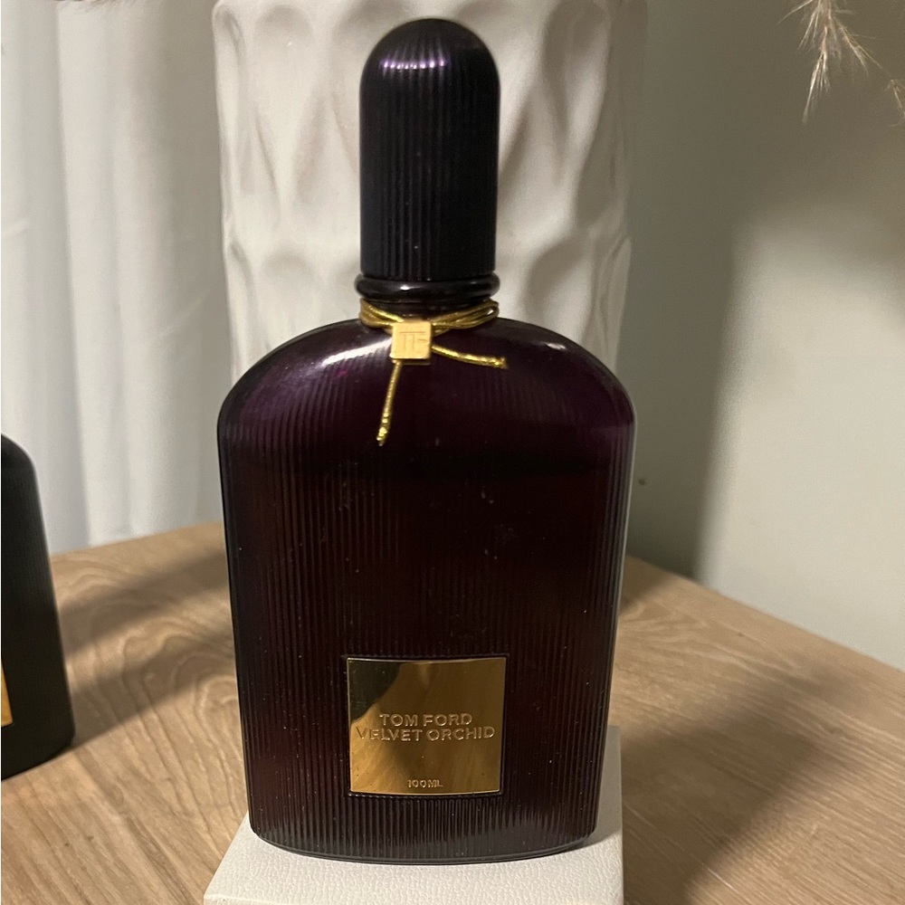 TOM FORD Velvet Orchid